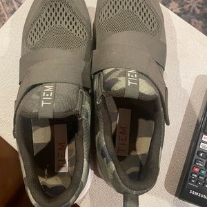 Tiem cycling shoes with SPD cleats